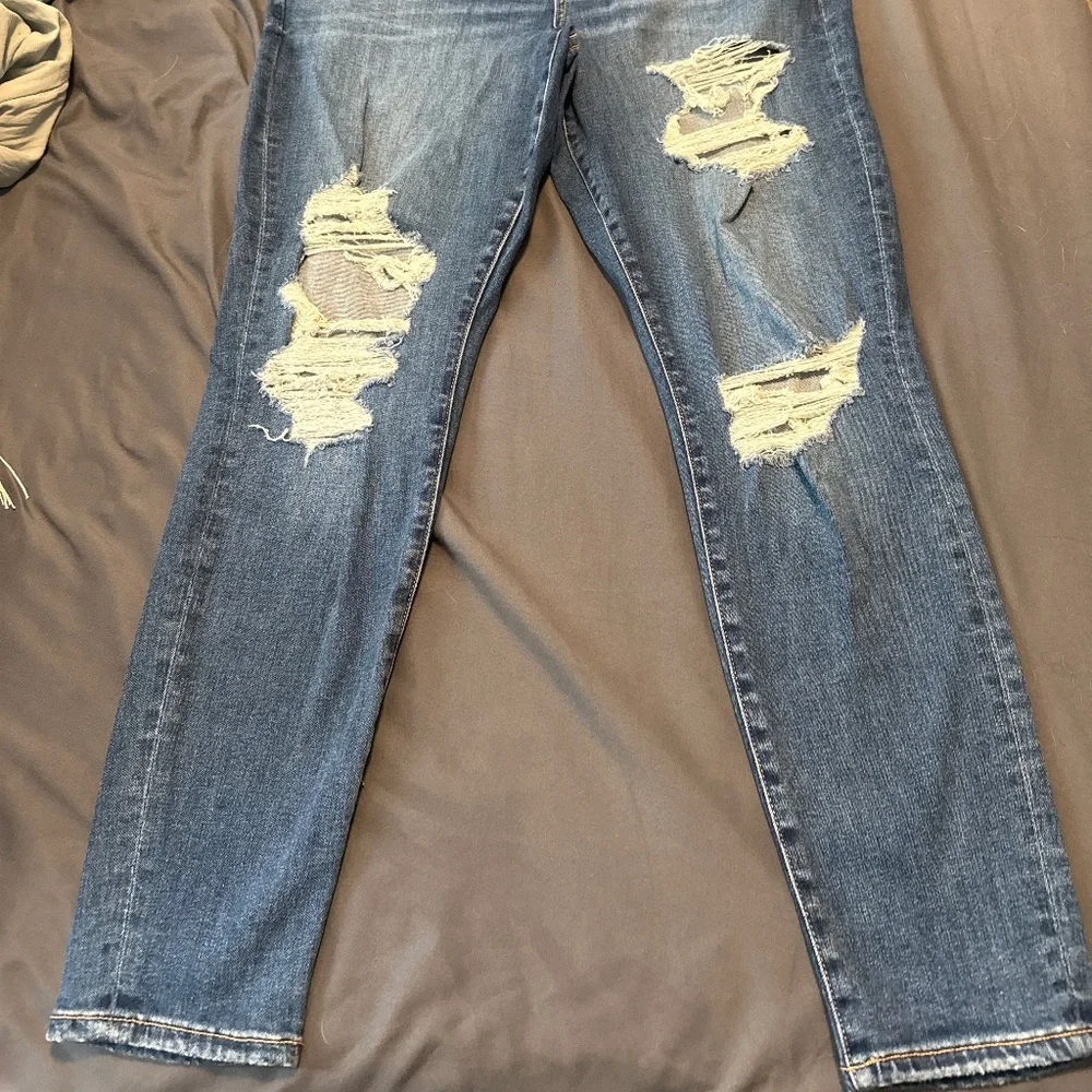Hi-Rise Ripped Jeggings - Picture 2 of 4